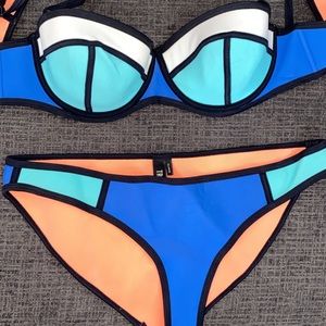 TRIANGL Bikini